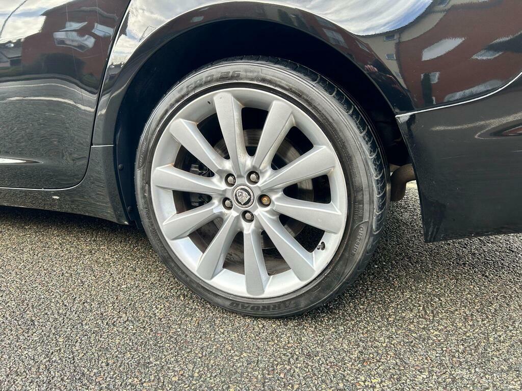 Jaguar XF 3.0D S V6 Luxury Euro 5 Black #6