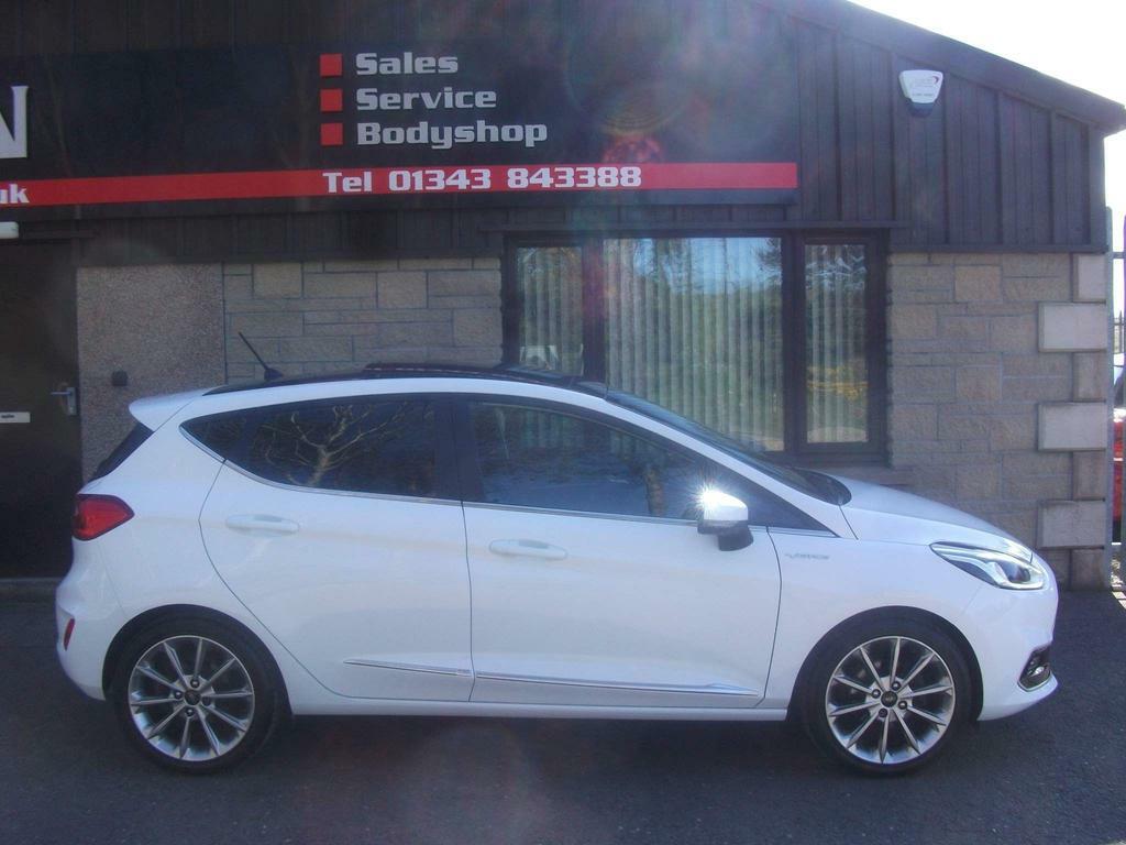 Ford Fiesta 1.0T Ecoboost Vignale Euro 6 Ss  White #3