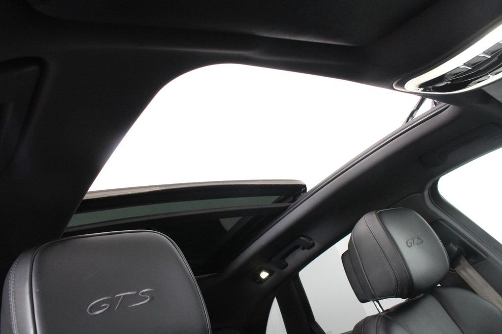 Porsche Macan Gts Pdk VU67KYV Grey #2