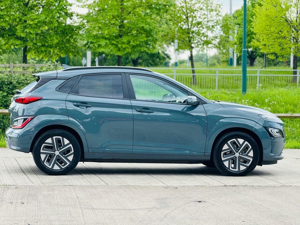 Hyundai Kona 64Kwh Premium Green #4