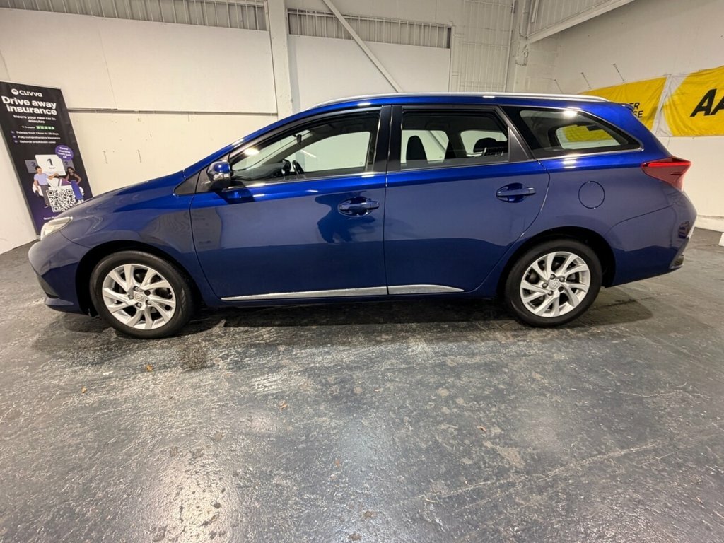 Toyota Auris 1.2L Business Edition YR17OJC Blue #2