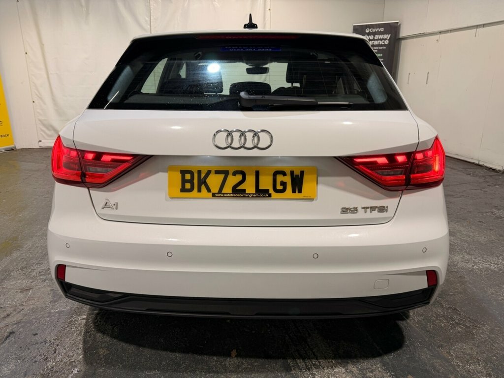 Audi A1 1L Sport BK72LGW White #6