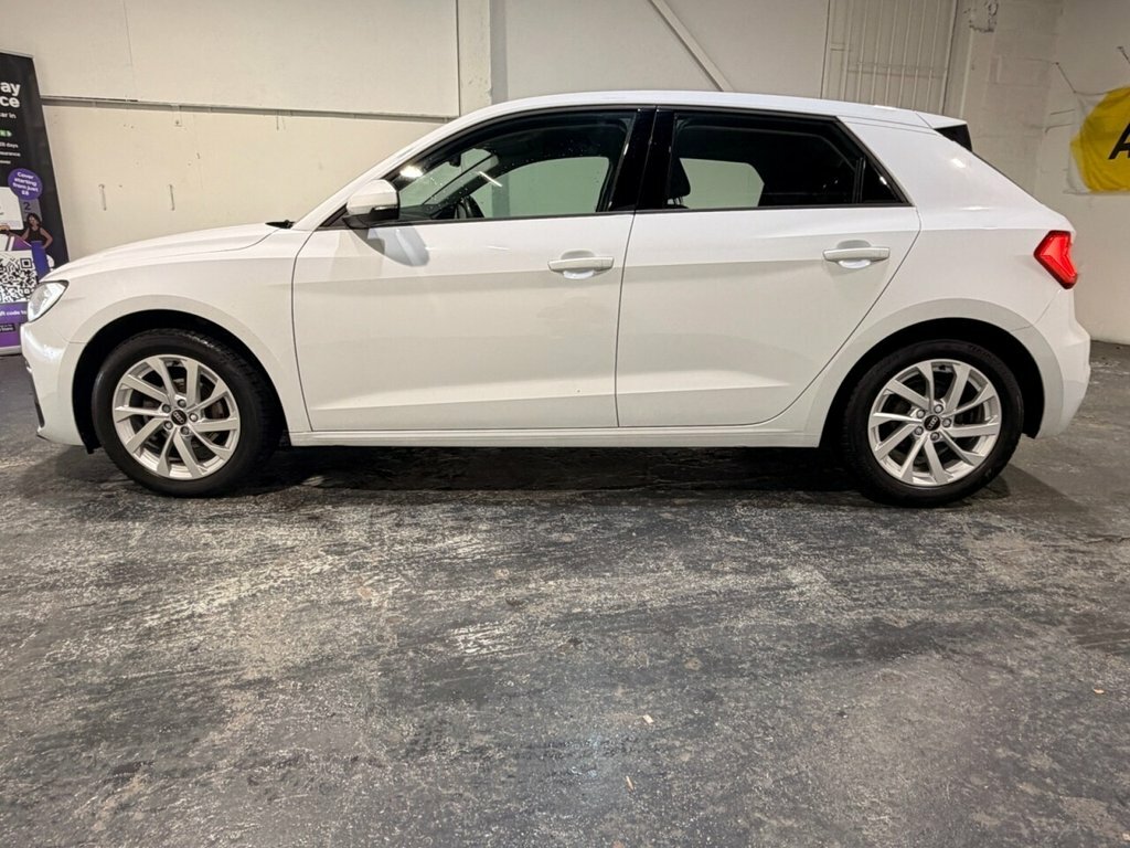 Audi A1 1L Sport BK72LGW White #2