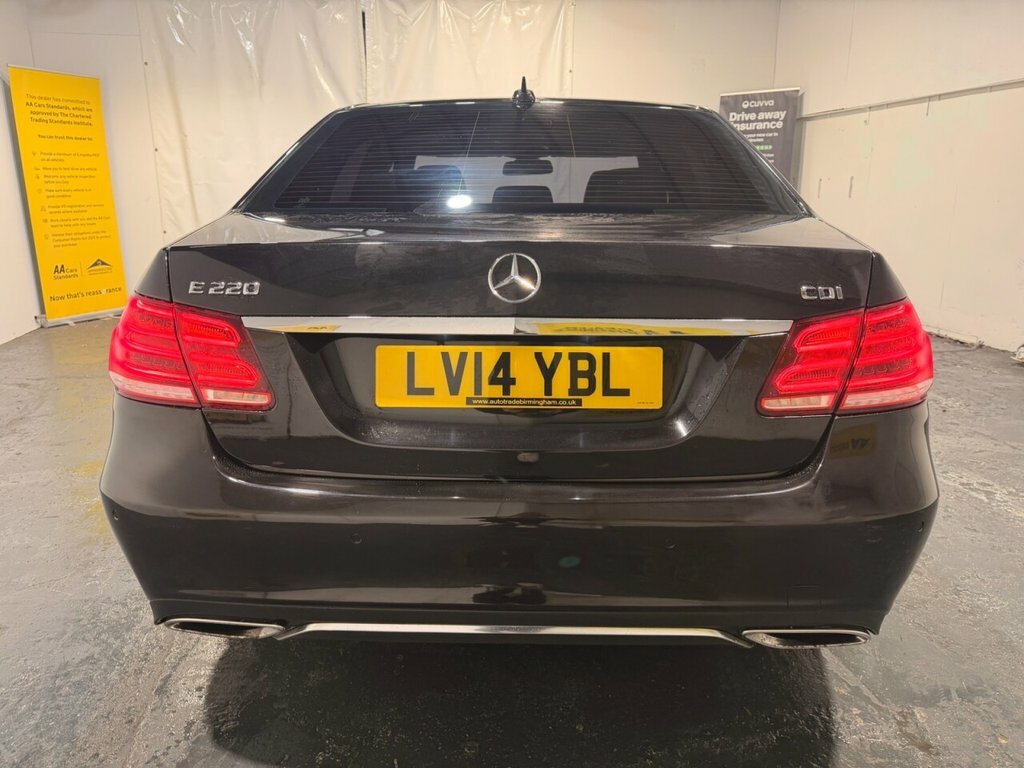 Mercedes-Benz E Class 2.1L Se LV14YBL Black #4