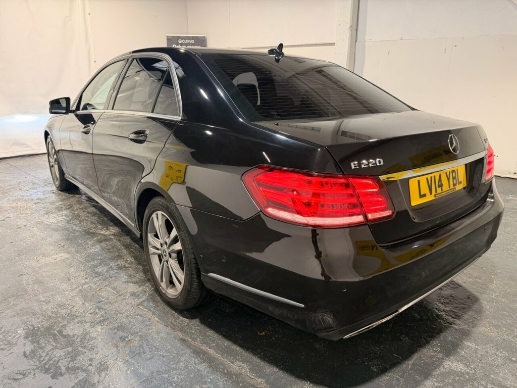 Mercedes-Benz E Class 2.1L Se LV14YBL Black #3