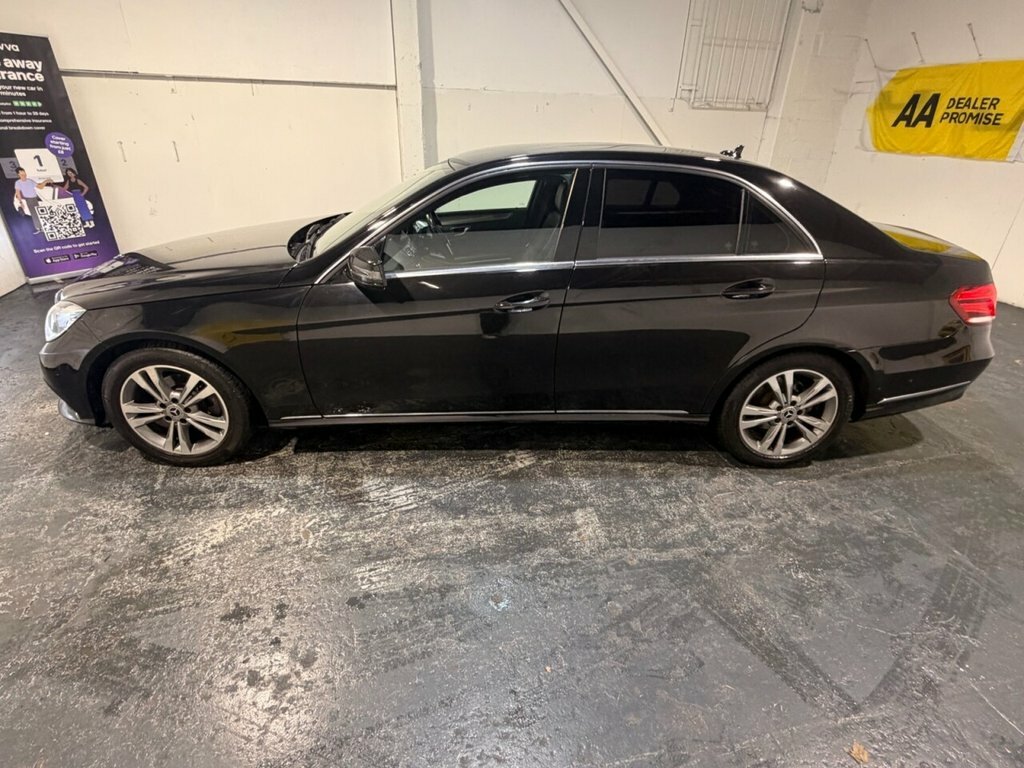 Mercedes-Benz E Class 2.1L Se LV14YBL Black #2