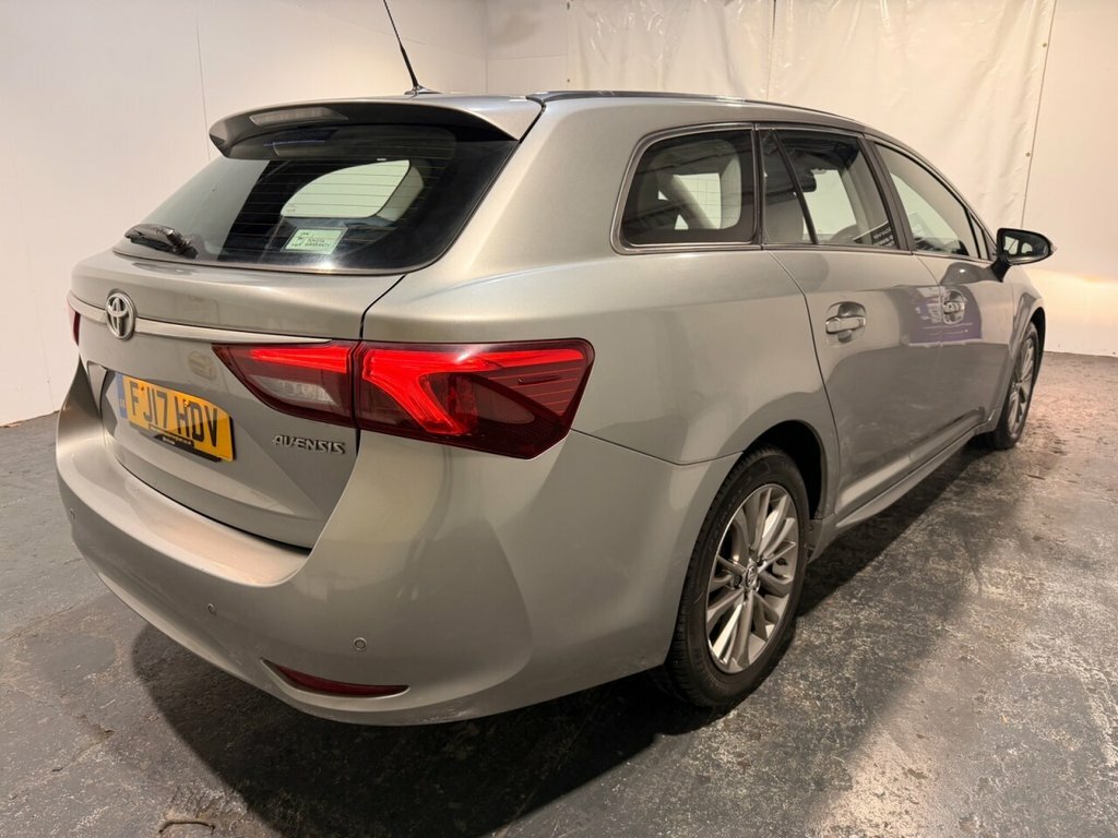 Toyota Avensis 1.6L Business Edition Grey #2
