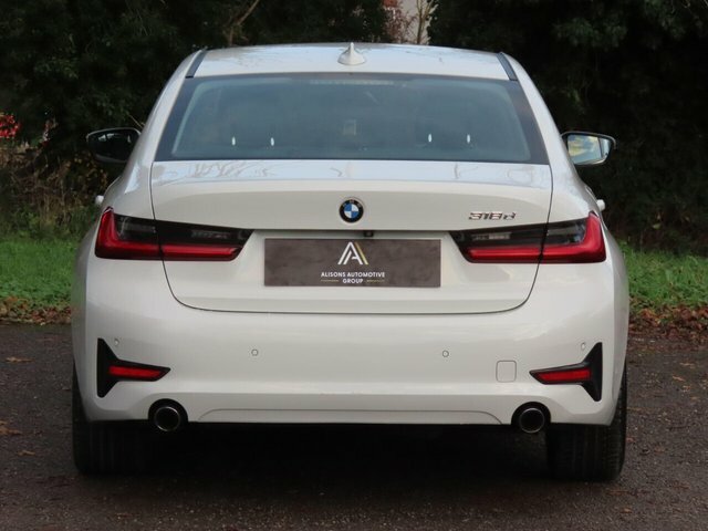 BMW 3 Series 318D Se YL19ZWM White #6
