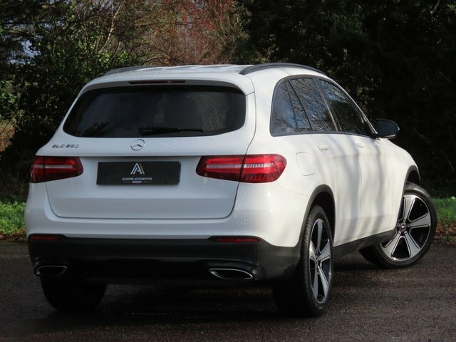 Mercedes-Benz GLC Class Petrol WG19SVD White #5