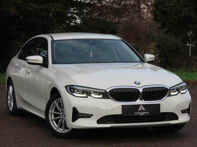 BMW 3 Series Automatic YF19KEA White #3