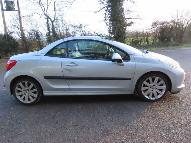 Peugeot 207 CC Gt White #4