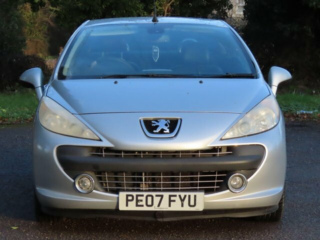 Peugeot 207 CC Gt White #2