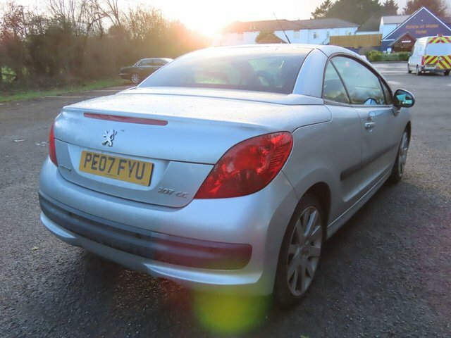 Peugeot 207 CC Gt White #5