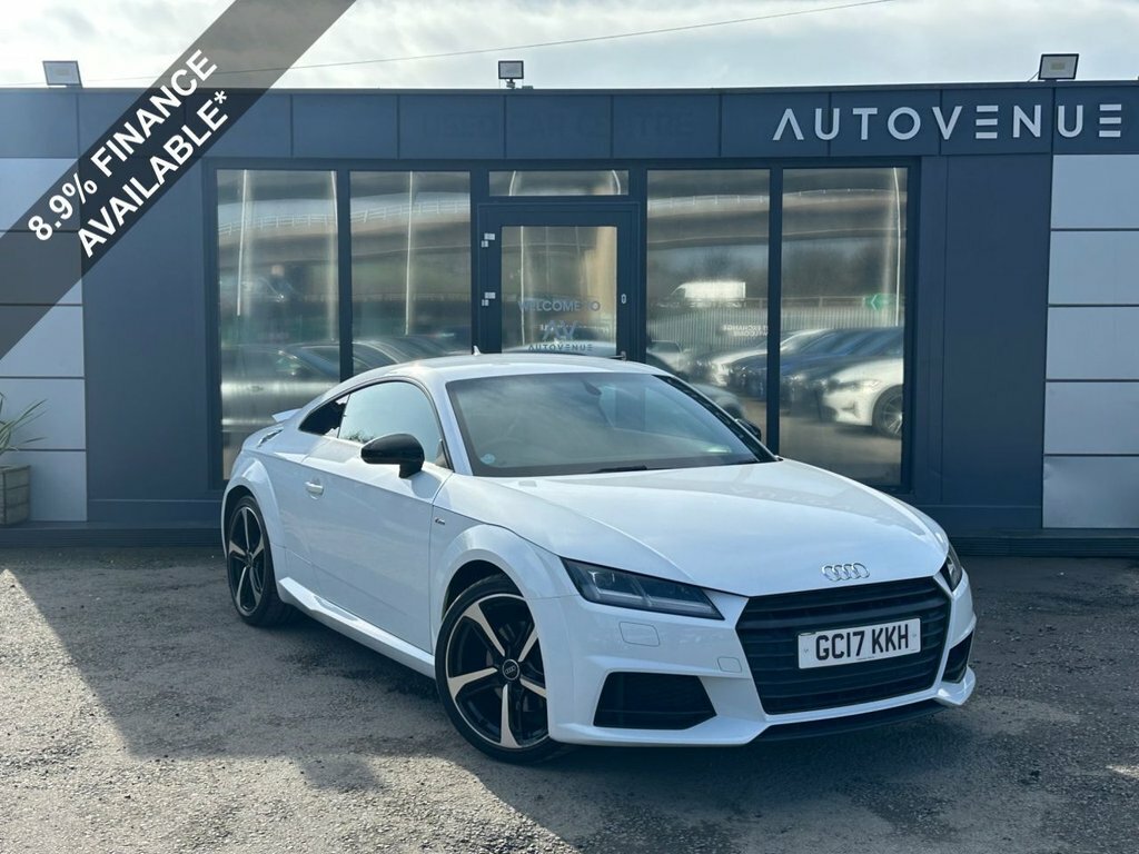 Audi TT 1.8L Black Edition White