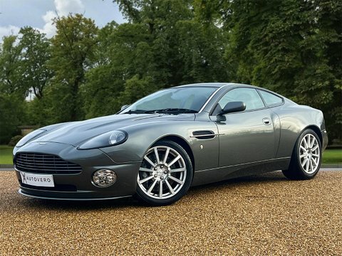 Aston Martin Vanquish V12 S Grey