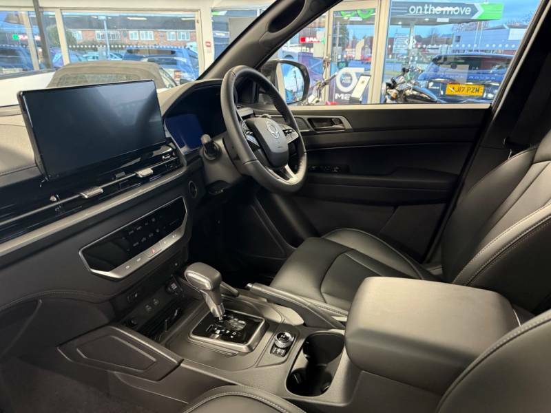 SsangYong Musso 2.2 Double Cab Pick Up Saracen - 2026 26 VX26PXC Green #6