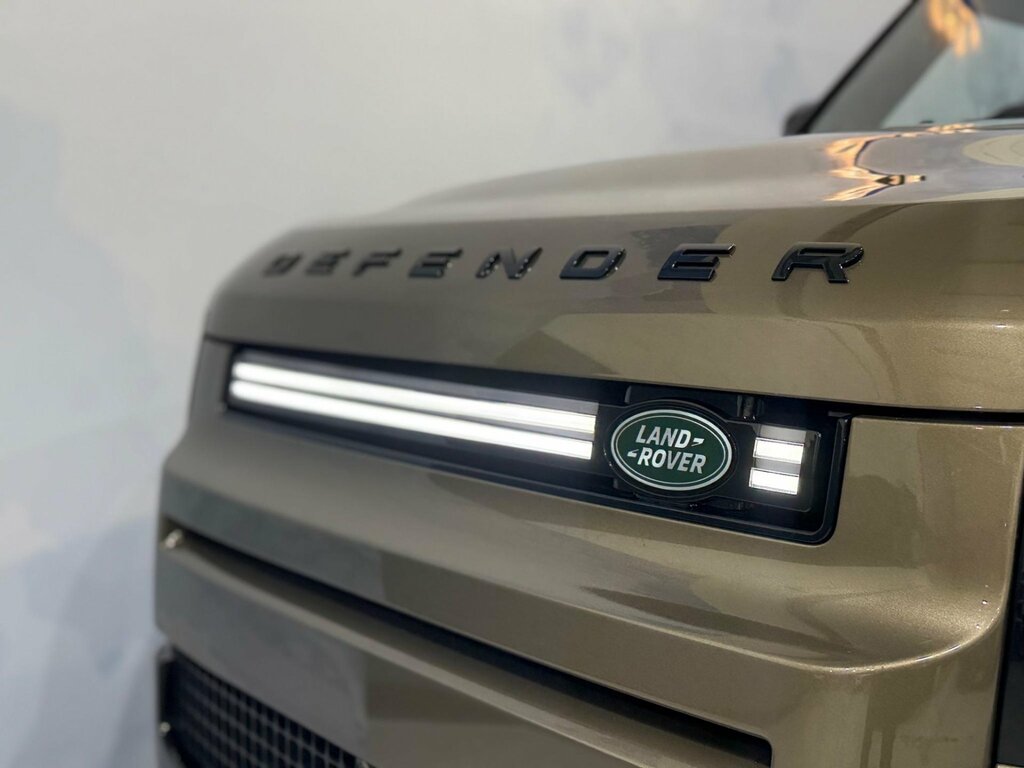Land Rover Defender 110 3.0 D250 Mhev Hse 4Wd Euro 6 Ss KR23CWE Brown #5