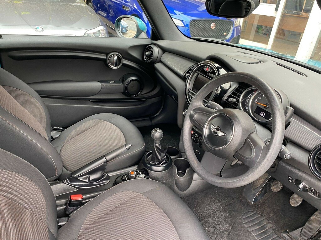 Mini Convertible 1.5 Cooper Euro 6 Ss GJ17OJU Blue #5
