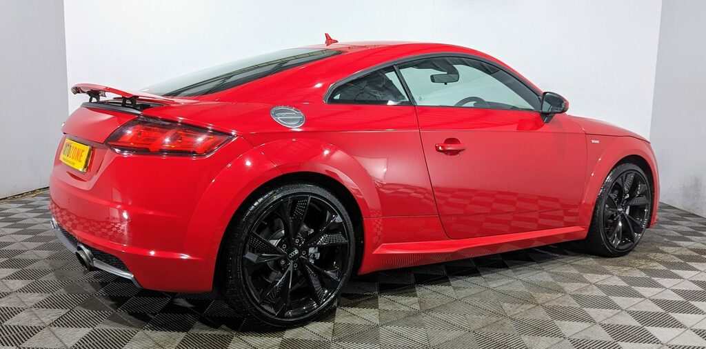 Audi TT 2.0T Fsi S Line SE65ZXG Red #4