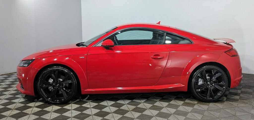 Audi TT 2.0T Fsi S Line SE65ZXG Red #3