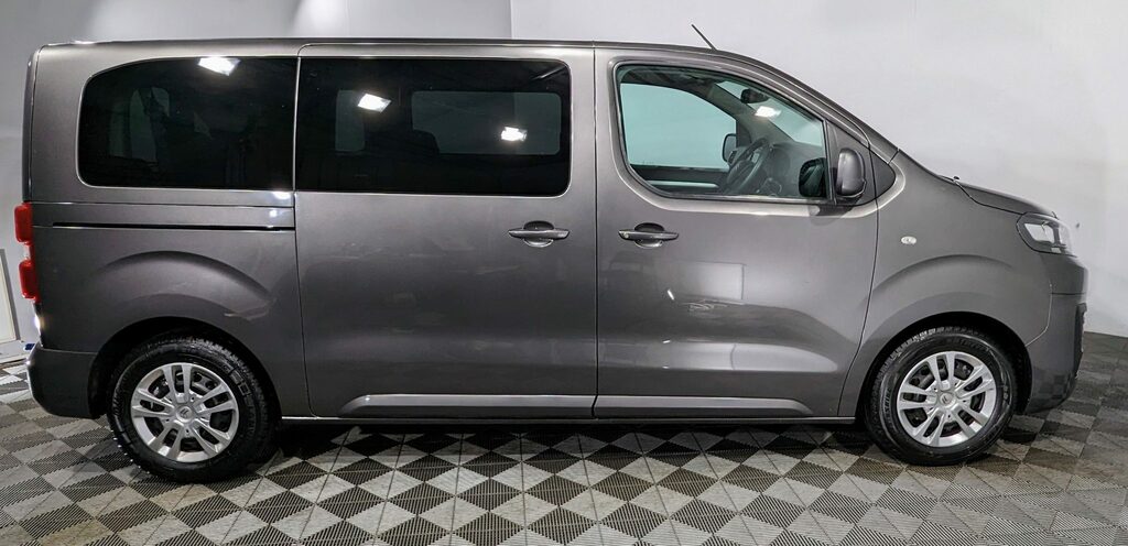 Citroen SpaceTourer Tourer 1.6 Bluehdi 115 Business M SD18YRF Grey #5