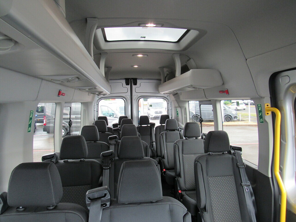 Ford Transit Custom 460 Ecoblue Limited 17 Seater Minibus 165 Bhp Sat CN74NJZ Silver #5
