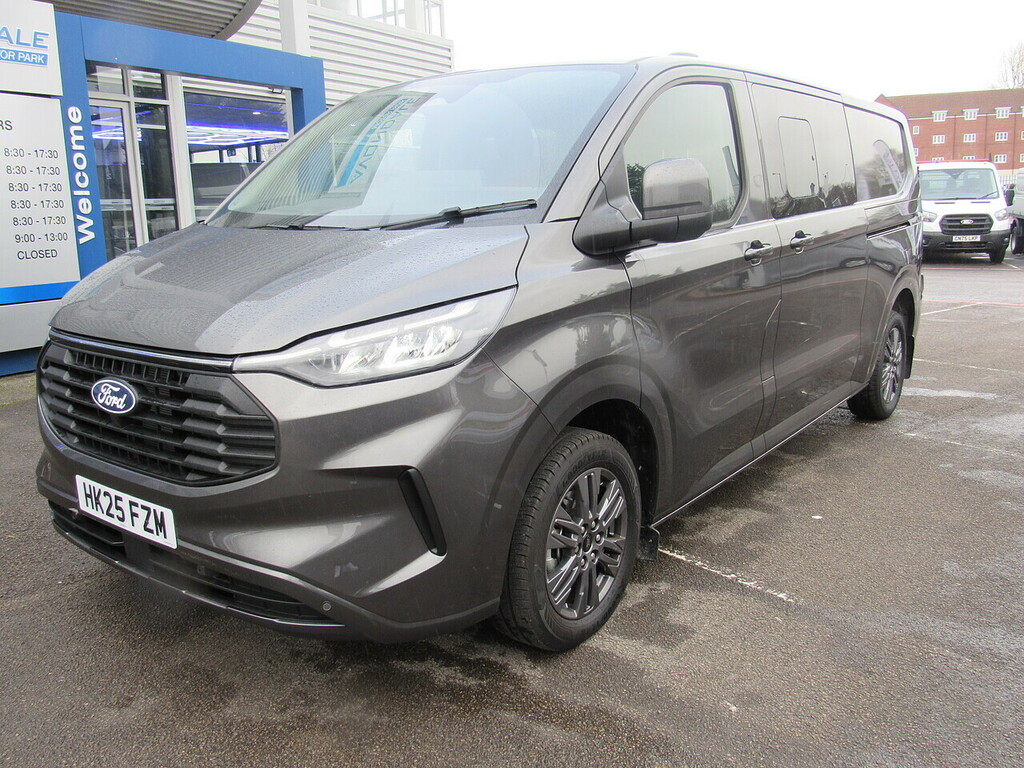 Ford Transit Custom 320 Ecoblue Limited 6 Seat Kombi 170 Bhp HK25FZM Grey