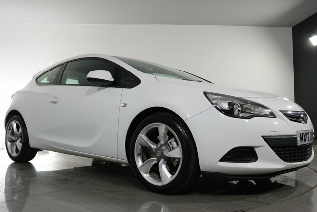 Vauxhall Astra GTC Coupe Red #17