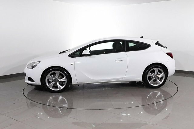 Vauxhall Astra GTC Coupe Red #15