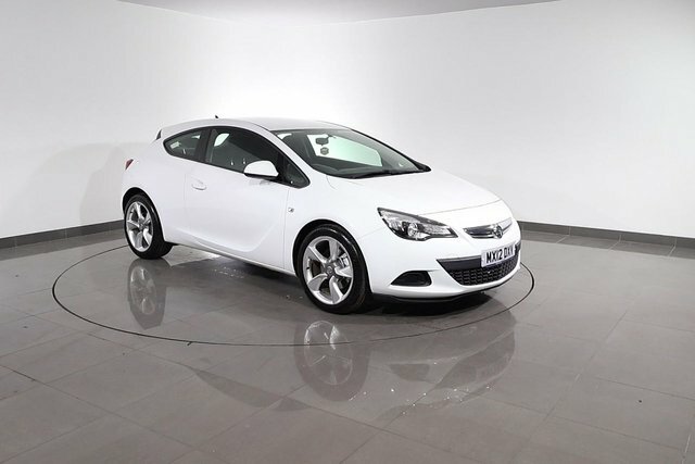 Vauxhall Astra GTC Coupe Red #85