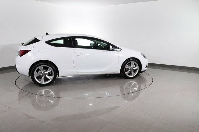 Vauxhall Astra GTC Coupe Red #73