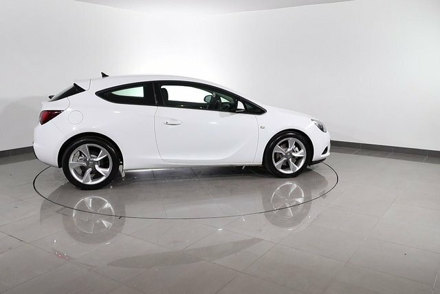 Vauxhall Astra GTC Coupe Red #74
