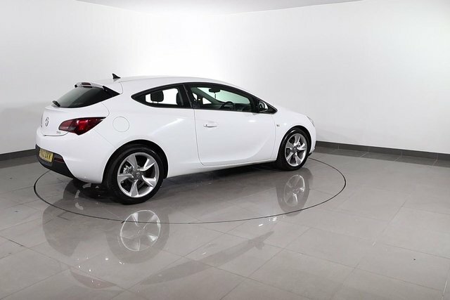 Vauxhall Astra GTC Coupe Red #69