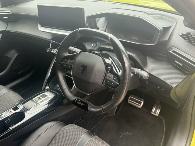 Peugeot e-208 50Kwh Gt Hatchback RF24SXP Yellow #4