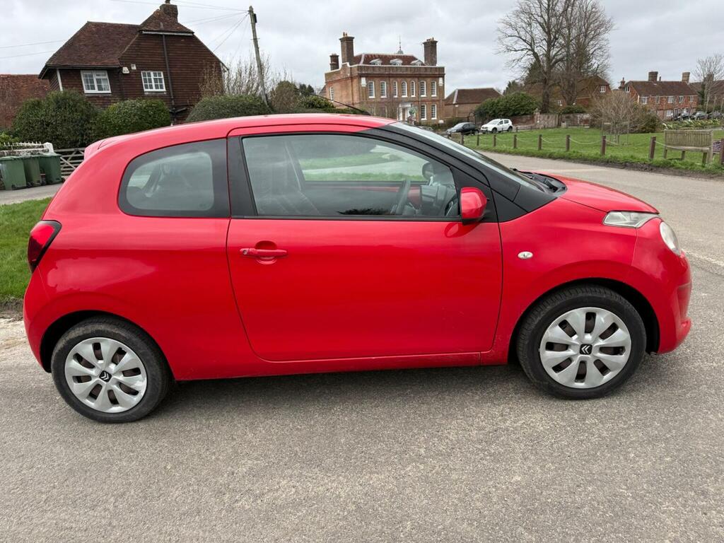 Citroen C1 Hatchback 1.0 Vti Feel Euro 6 201666 GY66FMM Red #4