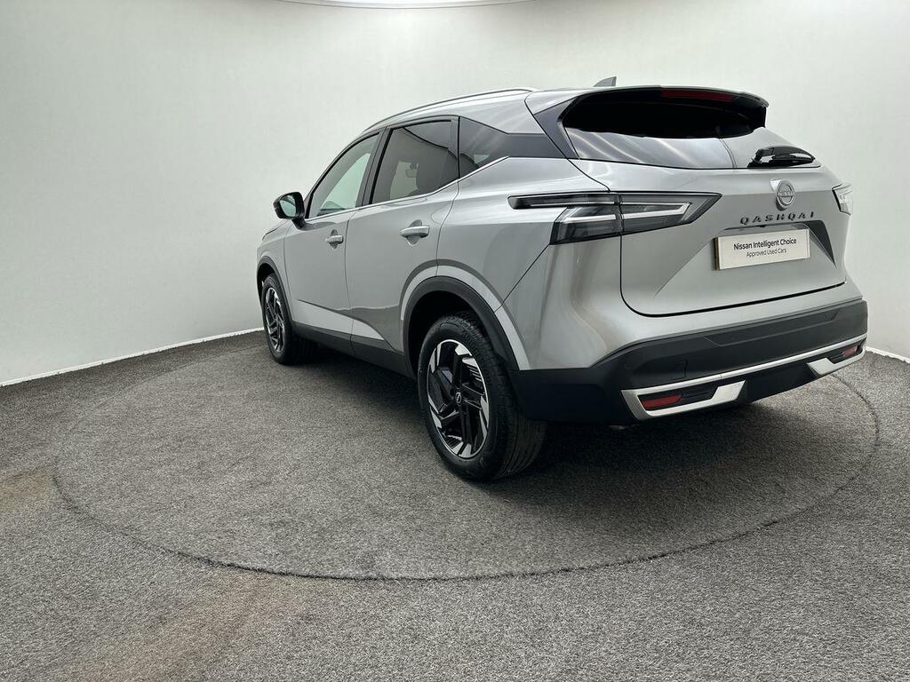 Nissan Qashqai 1.3 Dig-t Mh N-connecta Glass Roof Silver #6