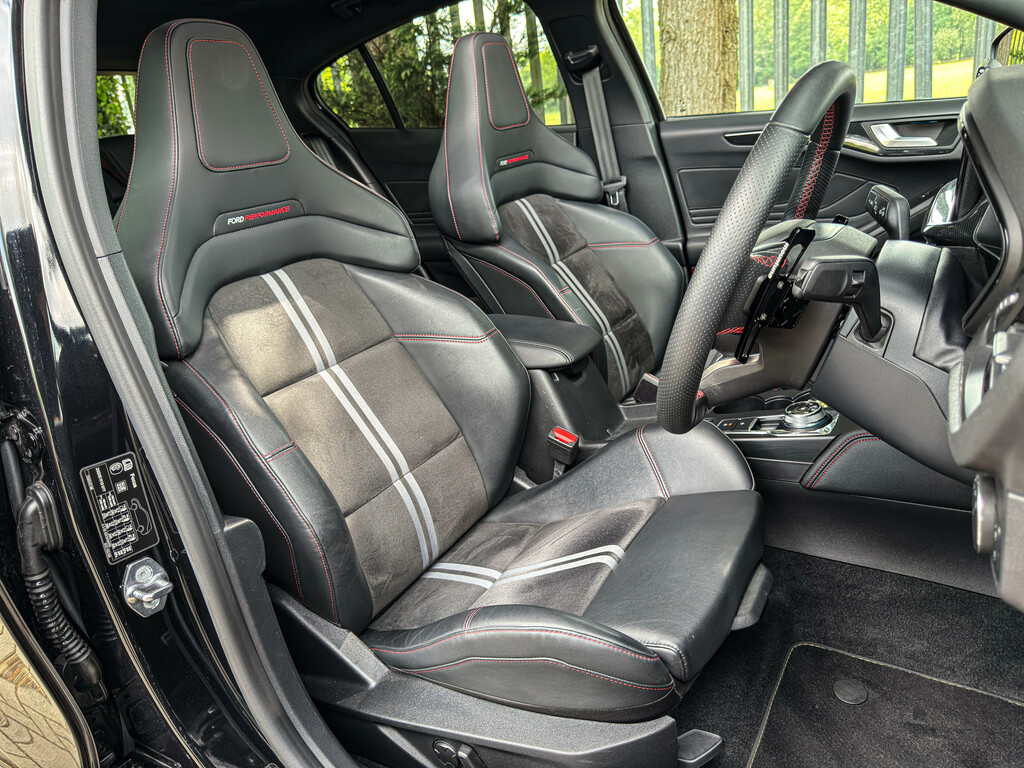 Ford Focus St Auto #6