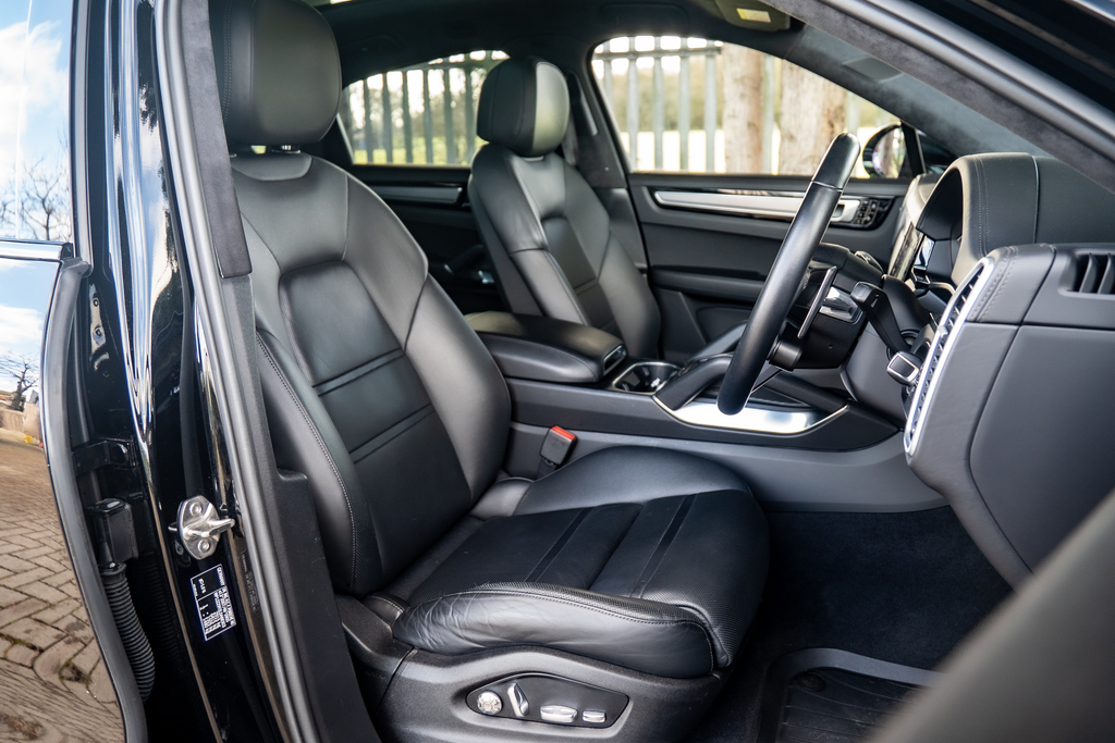 Porsche Cayenne Turbo Coupe #6