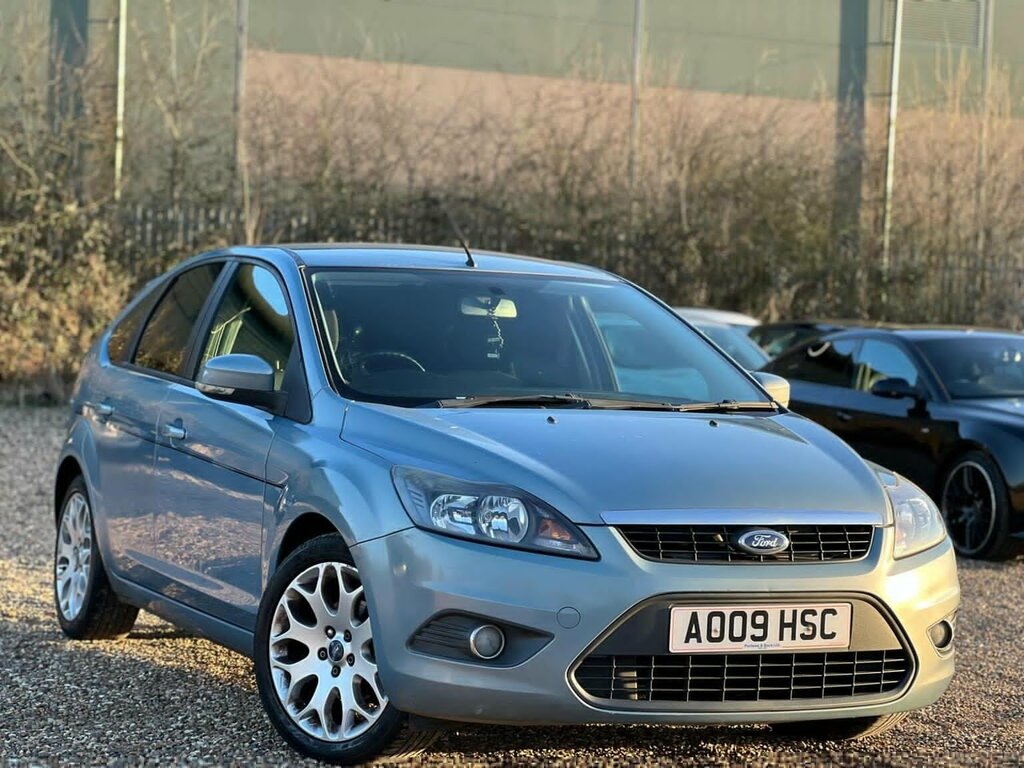 Ford Focus Hatchback 1.6 Zetec 200909 Blue