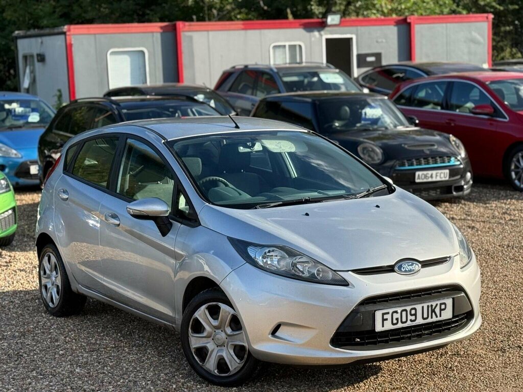 Ford Fiesta Hatchback 1.25 Style 200909 FG09UKP Silver #2