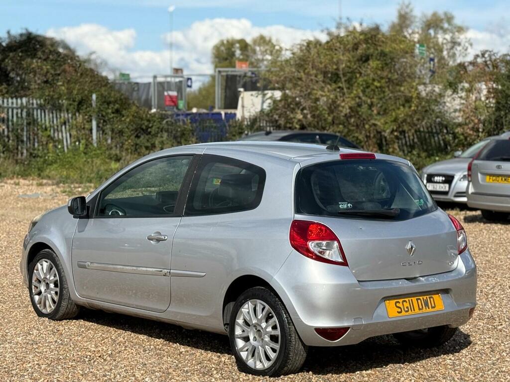 Renault Clio Hatchback 1.5 Dci Dynamique Tomtom Euro 5 201 Silver #6