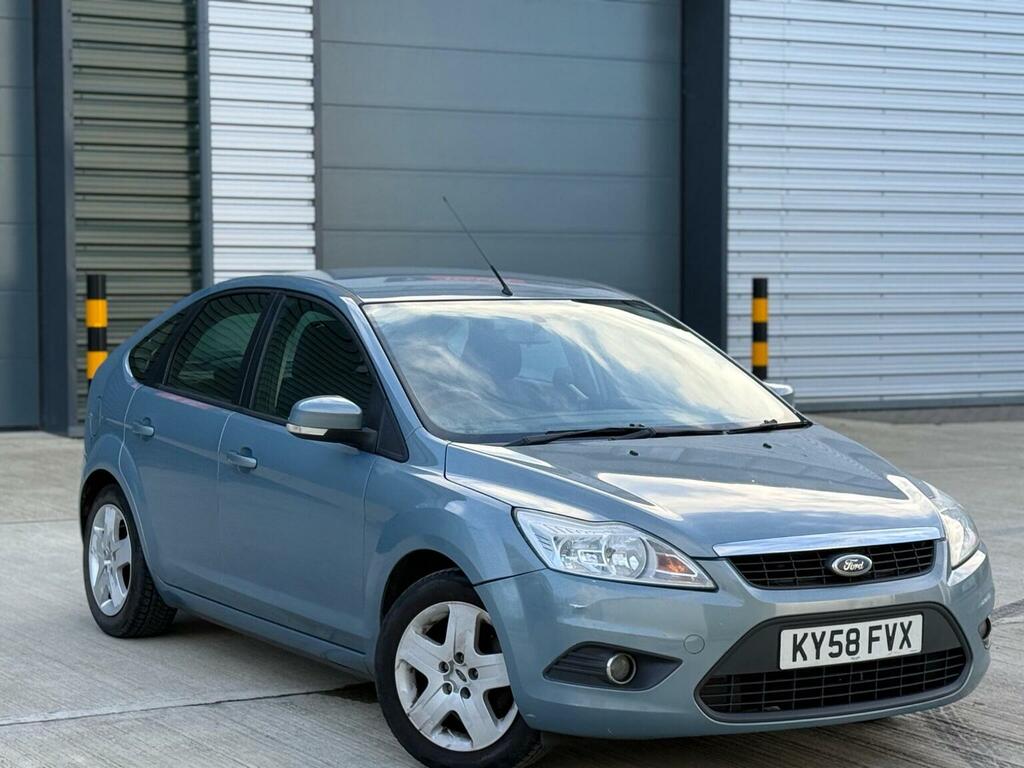Ford Focus Hatchback 1.6 Style 200858 Blue