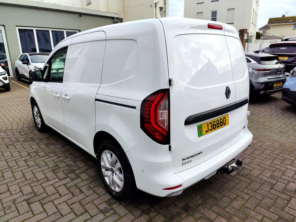Renault Kangoo Retail Price New 34,592..Now Only 26,995 White #6