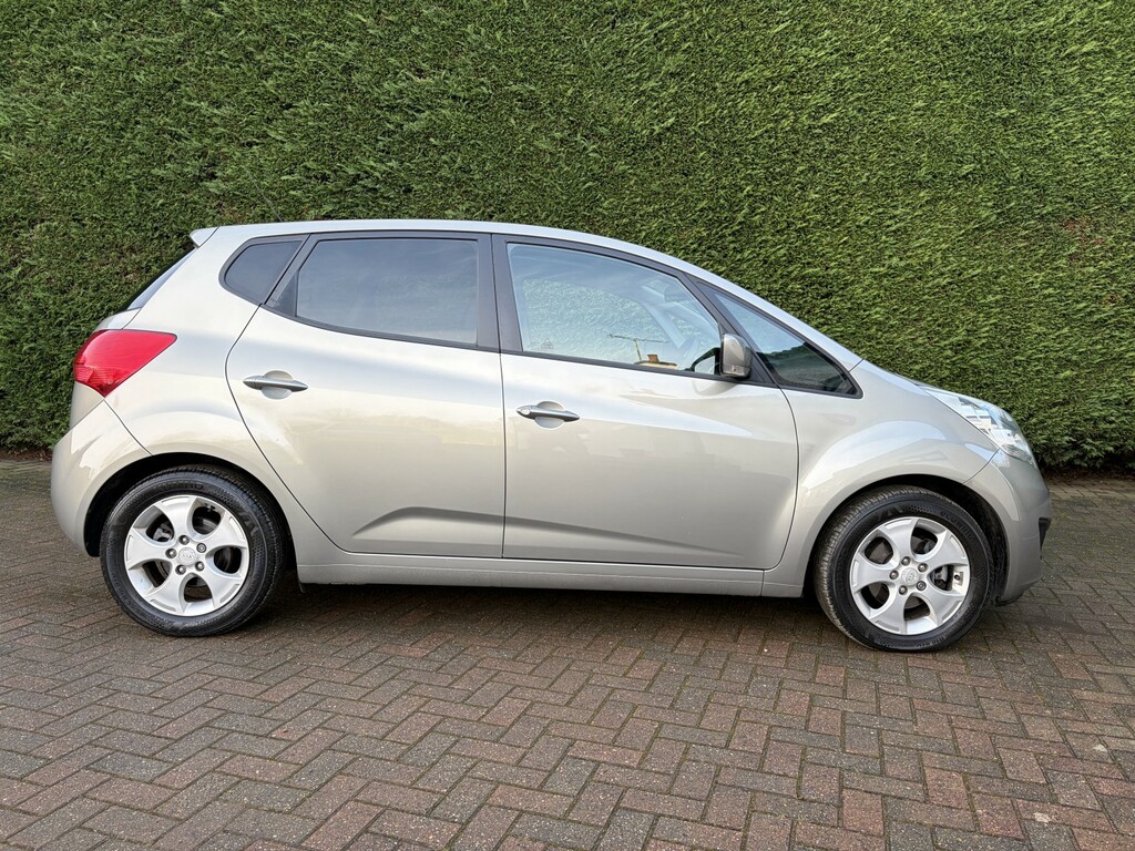 Kia Venga 1.6 3 Silver #4