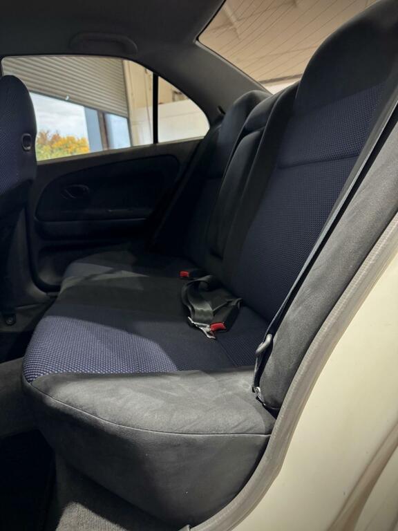 Mitsubishi Lancer 1.6 Glx Silver #29