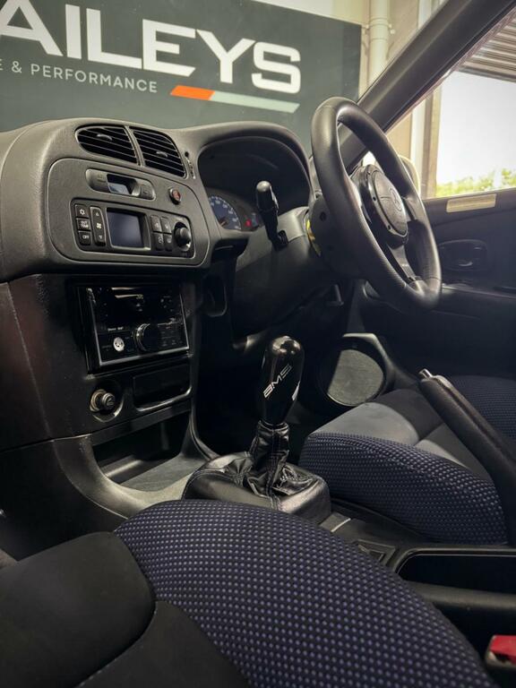 Mitsubishi Lancer 1.6 Glx Silver #31