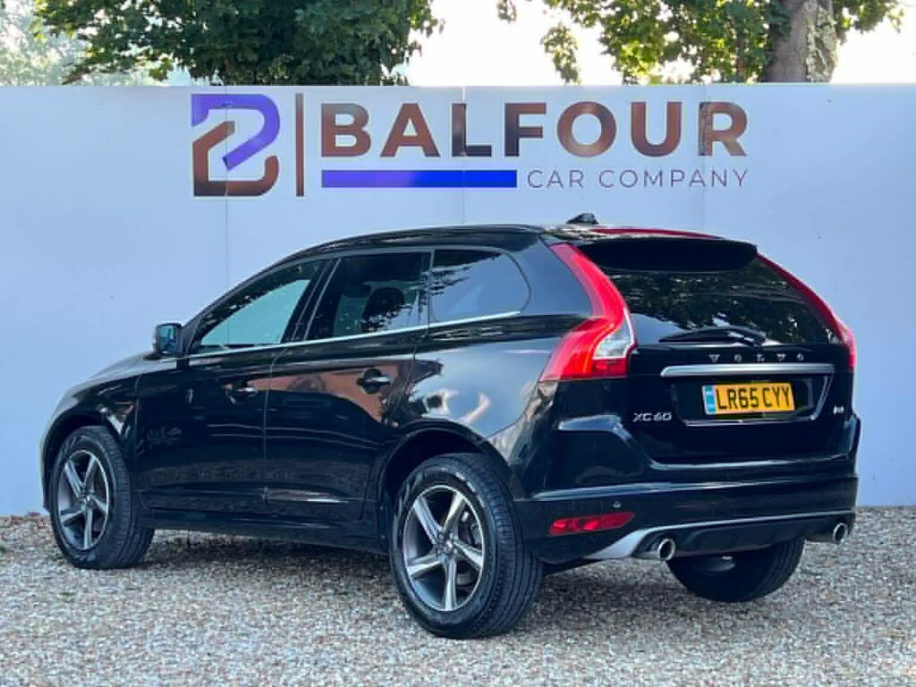 Volvo XC60 2.0 D4 R-design Nav Euro 6 Ss LR65CYY Black #3