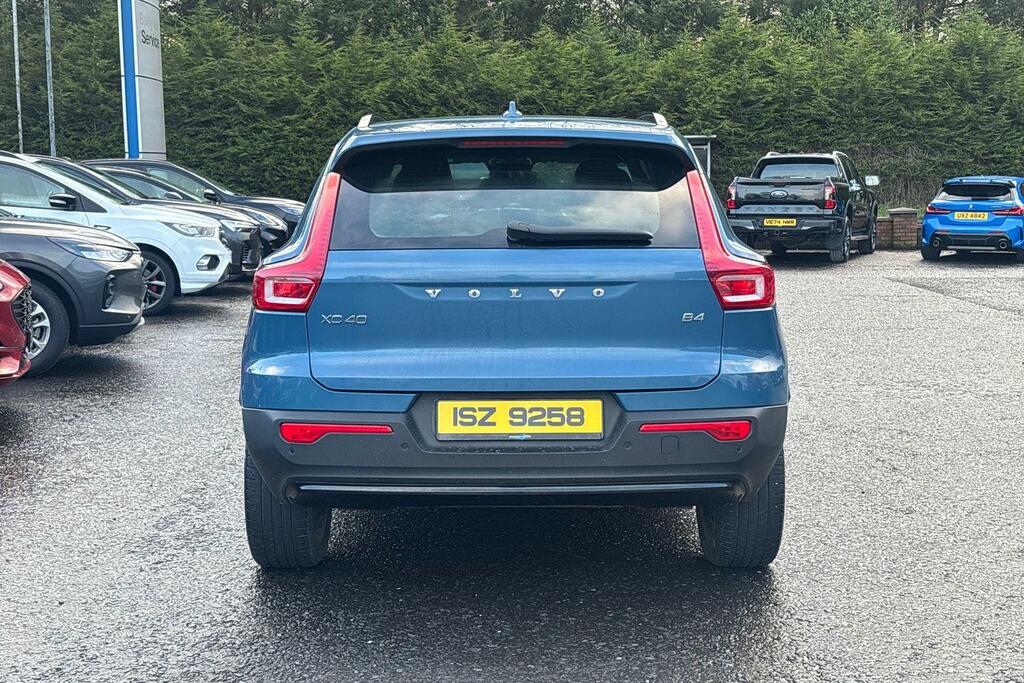 Volvo XC40 2.0 B4 197Ps Plus Dark Hybrid In 11K ISZ9258 Blue #5