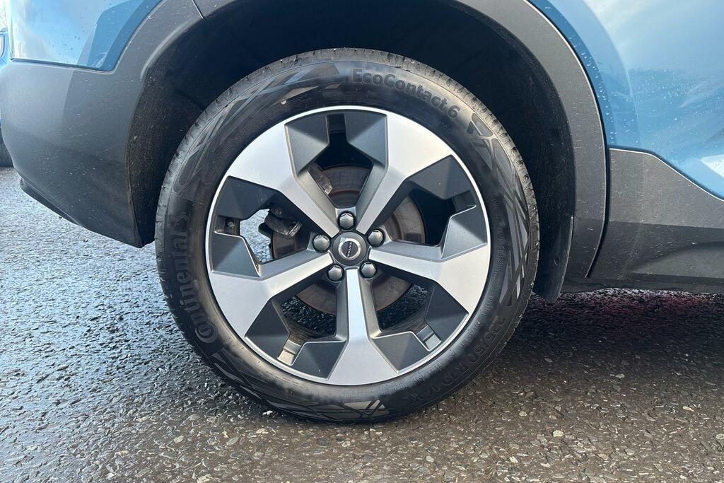 Volvo XC40 2.0 B4 197Ps Plus Dark Hybrid In 11K ISZ9258 Blue #6