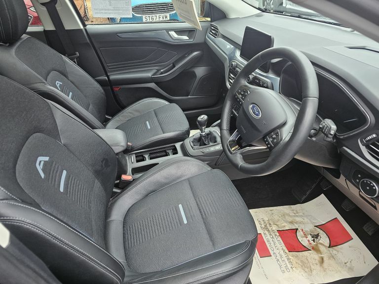 Ford Focus 1.5 Tdci Estate 120 Active X Tdci EP19PZZ Grey #3
